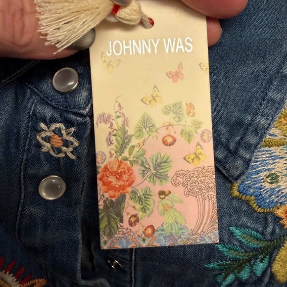JOHNNY WAS Embroidered Western Denim Shirt Floral Blue Birds Pearl Snap S - Picture 9 of 12